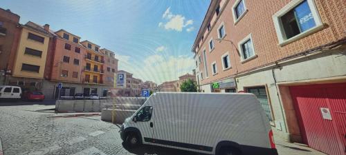 Hostal Segovia - main image