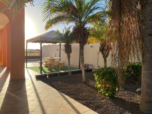 Villa Tenerife Sur - image 3