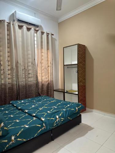 Zuriana Ashraf Homestay Kota Bharu – Kota Bharu, PA