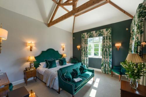 Rushton Hall Hotel and Spa