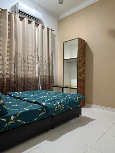 Zuriana Ashraf Homestay Kota Bharu – Kota Bharu, PA
