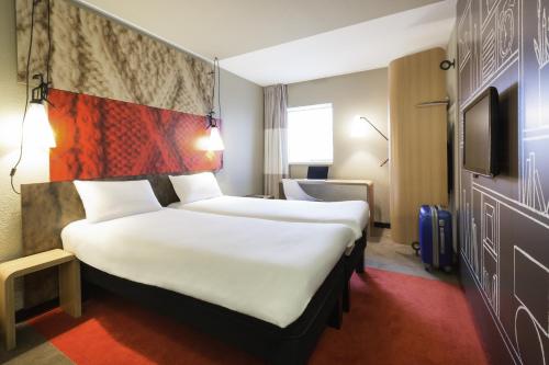 ibis Senlis - image 12