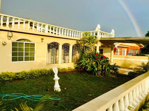Portmore Havens Entire Guest House 1 bedroom