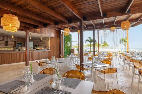 מסעדה, HM Bavaro Beach - Adults Only in Punta Cana