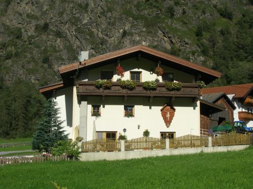 Ferienhaus Gerold Grießer - Apartment - Umhausen