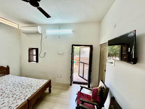 Ashraya home stay in Pushkar valley