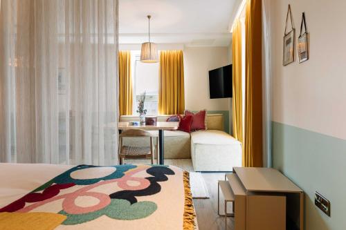1 queen bed