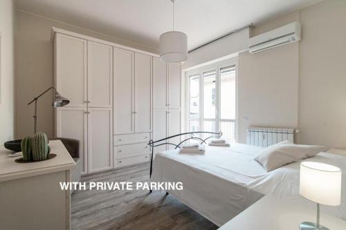 Lovely suite with private parking in Como