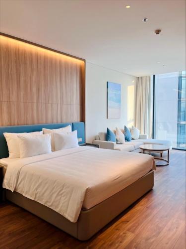 ViCTOR GROUP CONDOTEL Ha Long