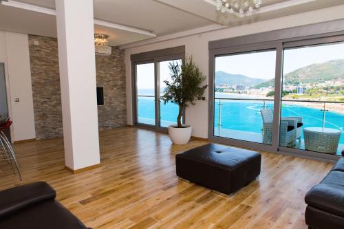 Hotel Ponta Nova - image 2