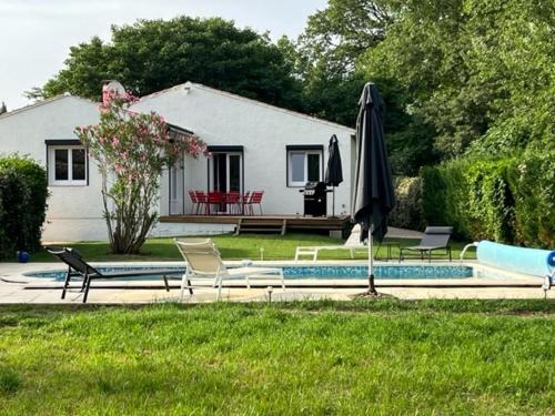 Maison piscine chauffée 3 min d'Uzès - Location saisonnière - Montaren-et-Saint-Médiers