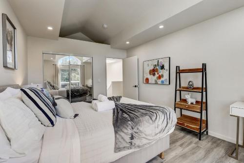 @ Marbella Lane - Modern 3BR Home w/ Ocean Views @ Marbella Lane - Modern 3BR Home w/ Ocean Views