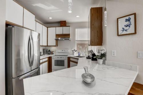 @ Marbella Lane - Modern 3BR Home w/ Ocean Views @ Marbella Lane - Modern 3BR Home w/ Ocean Views