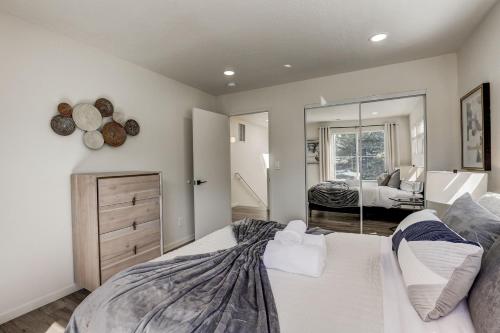 @ Marbella Lane - Modern 3BR Home w/ Ocean Views @ Marbella Lane - Modern 3BR Home w/ Ocean Views