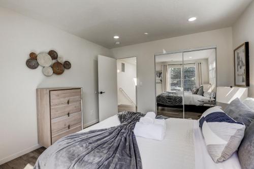 @ Marbella Lane - Modern 3BR Home w/ Ocean Views @ Marbella Lane - Modern 3BR Home w/ Ocean Views