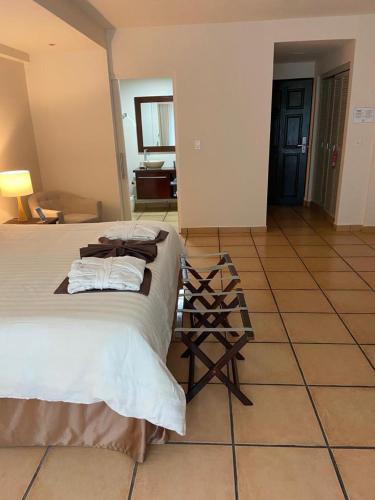 Coronado Mango luxury pool suite & Golf green fee included photo 2