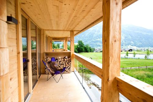 AlpenLuxus' MOUNTAIN SUITE in the SportLodge with natural pool, whirlpool & sauna