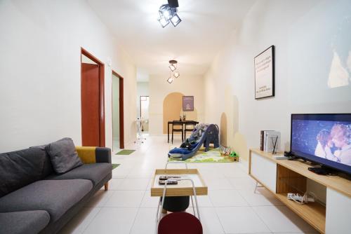 . Desaru beach waterpark Tvbox By Joyfully 22b10