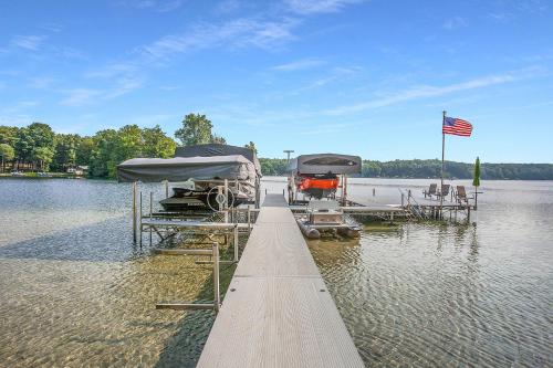 Waterfront Newaygo Cottage with Private Dock and Beach