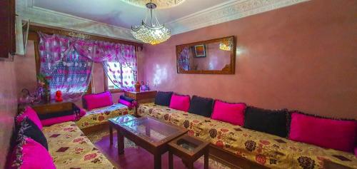 CASA RAYAN CASA RAYAN