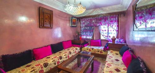 CASA RAYAN CASA RAYAN