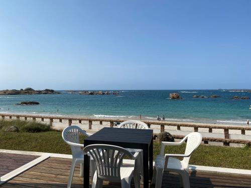 Appartement VUE SUR MER avec terrasse, plage Grève Blanche TREGASTEL - Réf 791 - Location saisonnière - Trégastel