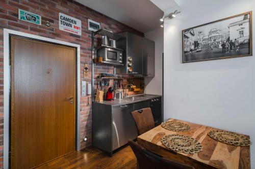 Urban Style 1BD Apartment on Sofia Center by Flat Mаnager, Sofía (foto 4)