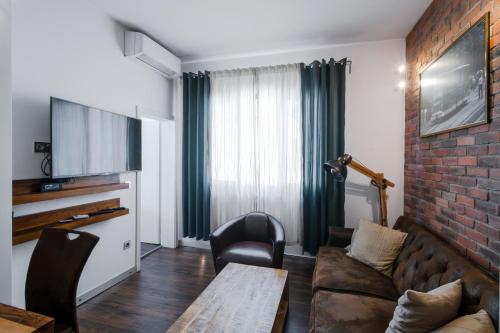 Urban Style 1BD Apartment on Sofia Center by Flat Mаnager, Sofía (foto 7)