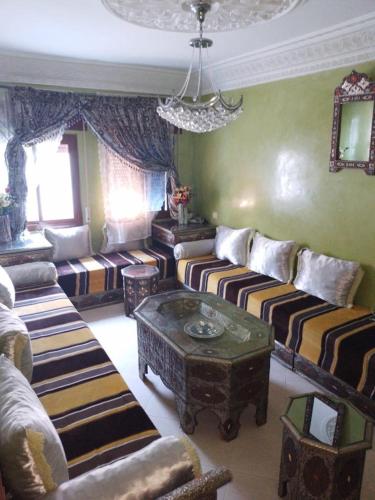 CASA RAYAN CASA RAYAN