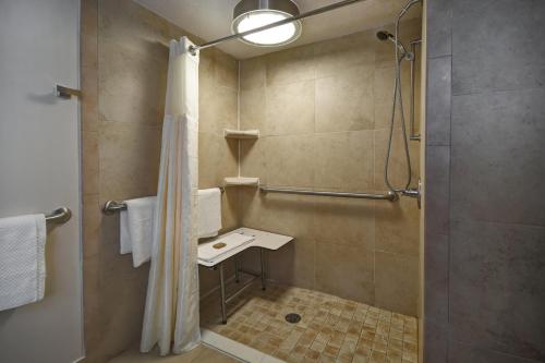 DoubleTree by Hilton Augusta - image 24