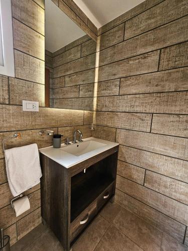 One-Bedroom House image 2