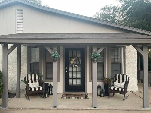 A szálláshely kívülről, Spacious Austin Retreat for Families & Groups in Manchaca