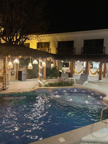 . Hosteria Punta Blanca