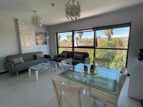 TECNOCORDOBA II aparcamiento privado gratuito y piscina, Córdoba