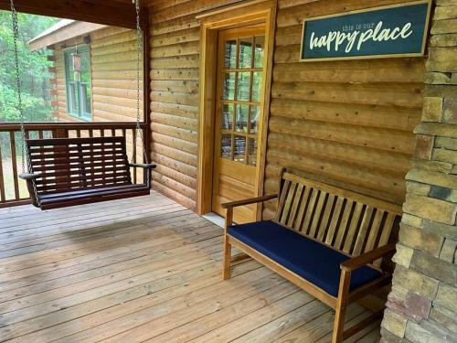 Pine Mountain Luxury Cabin Bordering Roosevelt Park and 7 Min to Callaway Gardens