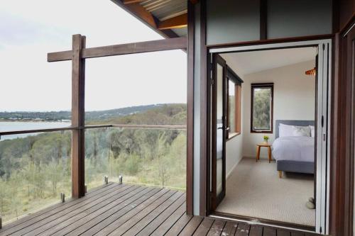 Eco Waterfront Seclusion - Carlton Bluff House