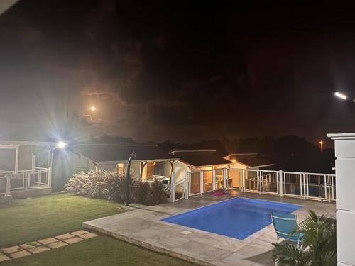 Les papillons Dore- Mango in Duzer