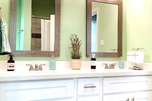 Homely Worker/Family House close to ExxonMobil in Baytown, USA