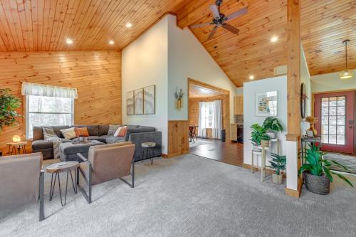 Mountain-View Waynesville Home with Creek Access! in Waynesville, USA