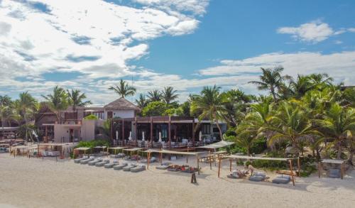 Lula Seaside Boutique Hotel