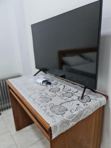 Double Room with Garden View image 9