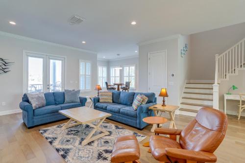 Steps To Shore: Modern Redington Beach Townhome - Madeira Beach, FL