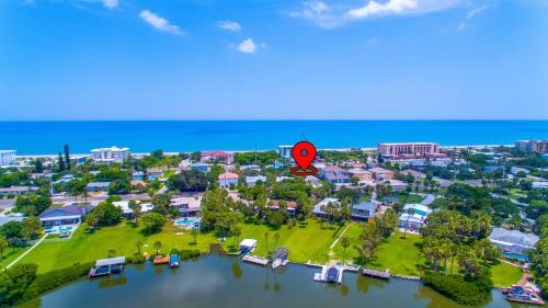 Beach Bungalow By The Sea 1 in Cocoa Beach, USA