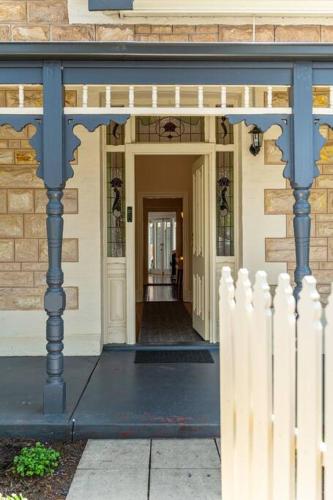 Waratah Cottage 1910 - Boutique