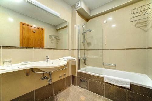 Hotel Duje Room Type - Double Room with Balcony and Sea View