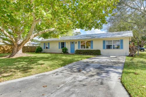 Charming Palmetto Home - 3 Mi to Riverwalk!