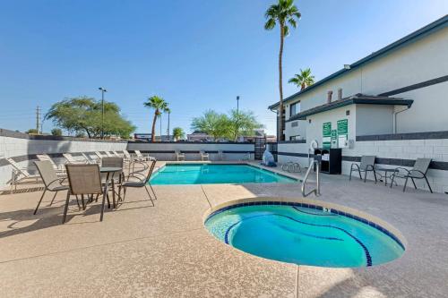Best Western Superstition Springs Inn - image 12