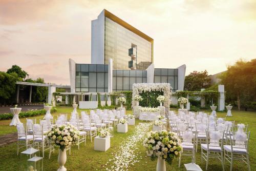 DoubleTree by Hilton Jakarta - Diponegoro