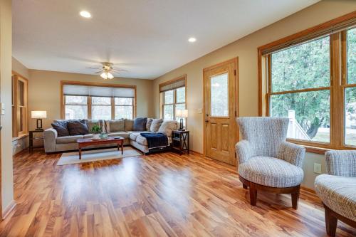 Family-Friendly Home in Pepin Walk to Main St! in Pepin, USA