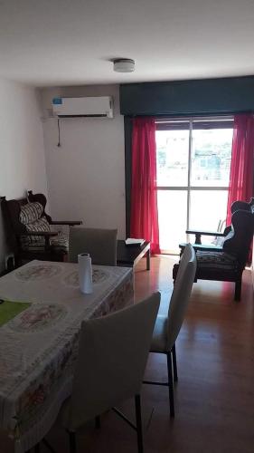 DEPARTAMENTO CINERAMA